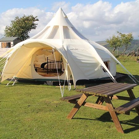 Tal-Y-Fan Farm 6M Stargazer Tent Bridgend  Dış mekan fotoğraf
